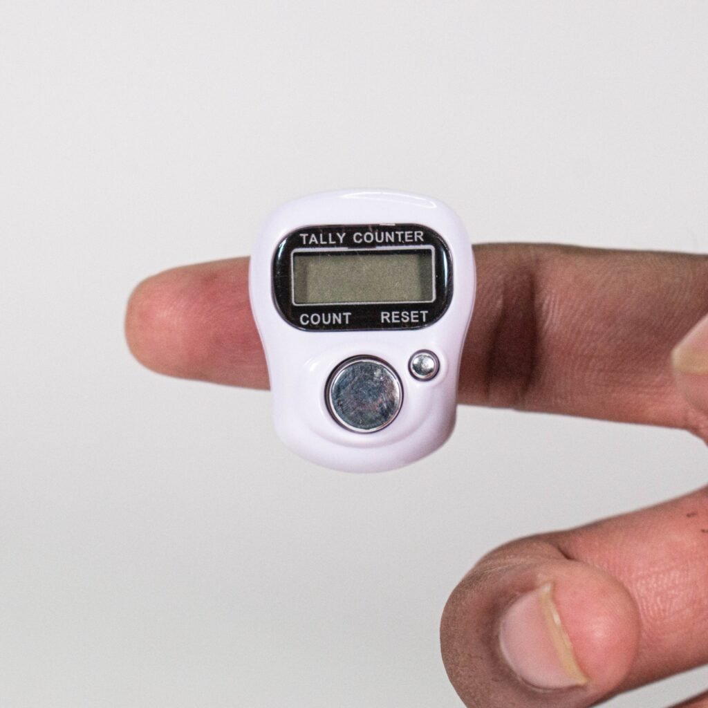 Manual Hand Finger Counting Machine Digital Head Electronic Tally Counter - Image 3