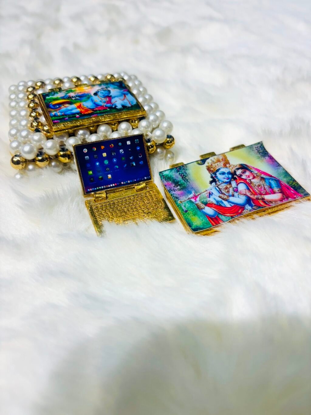 Laptop For Laddu Gopal