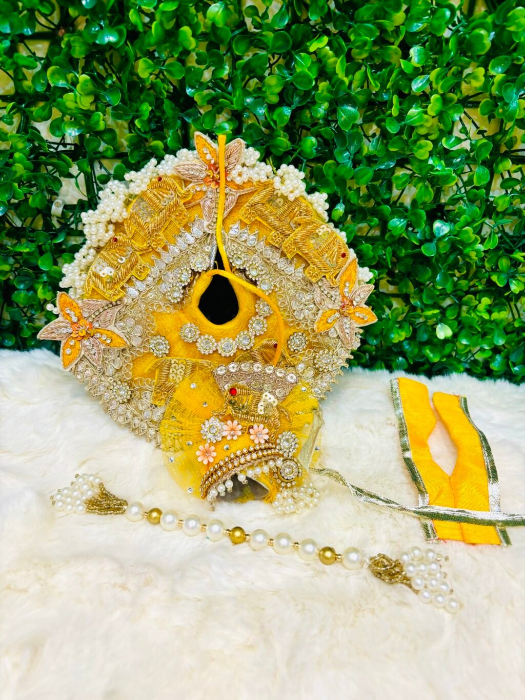 Heavy Dress With Mukut For Laddugopal - Image 3