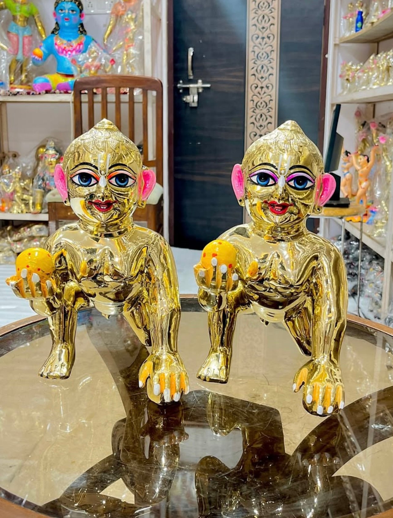 Beautiful Handmade Vrindavan Laddugopal 16 number - by Radharanikripa