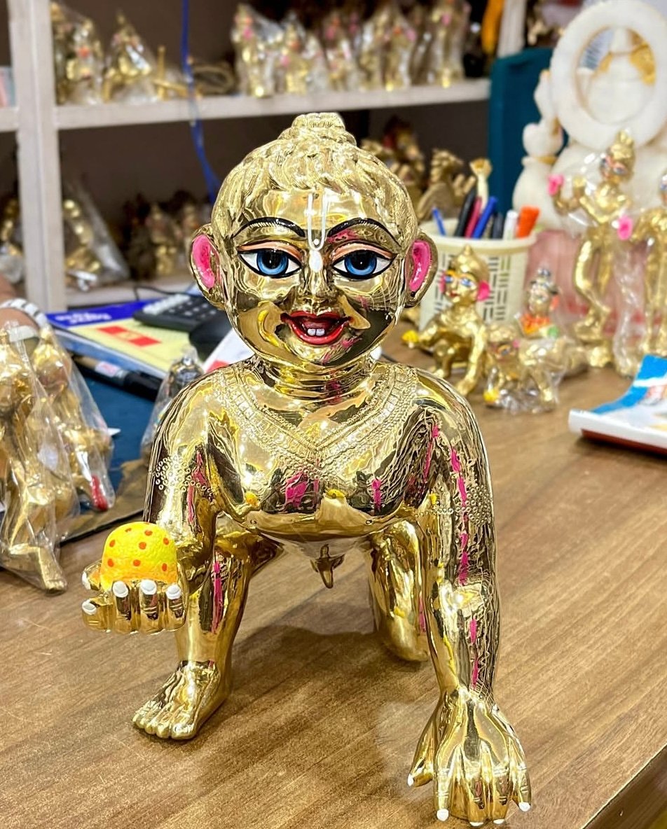 Beautiful Handmade Laddugopal 12 Number 10kg -by Radharanikripa