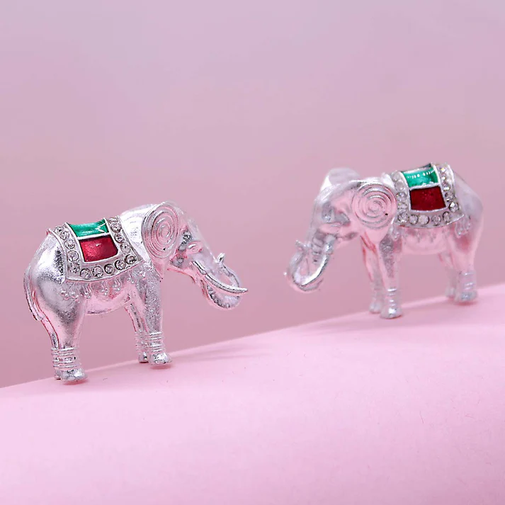 Good Finishing Elephants Toy set for decoration